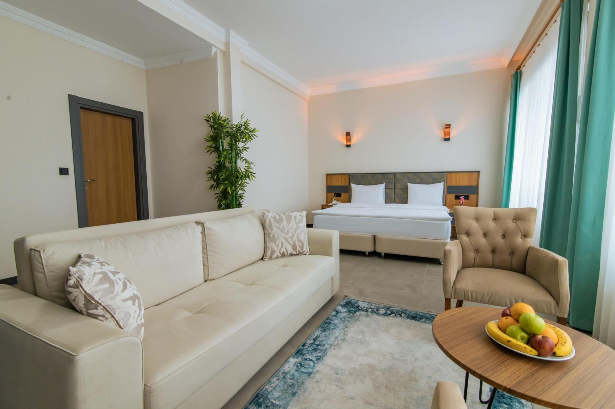 Fevzi Hoca Otel Trabzon Bagian luar foto